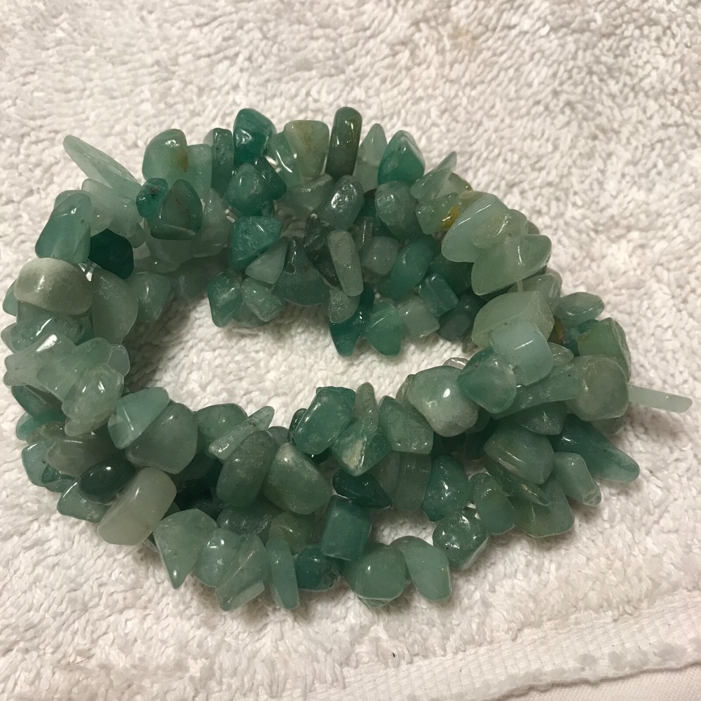 Avon Aventurine Semi Precious Chip Bracelet 2006 New in box